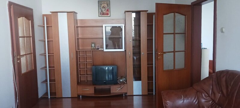 Salajan, statuie, inchiriere ap. 2 camere